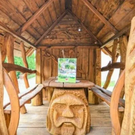 Дом отдыха Neu! Ritterherberge Zum Falken *