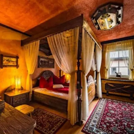 Дом отдыха Neu! Ritterherberge Zum Falken