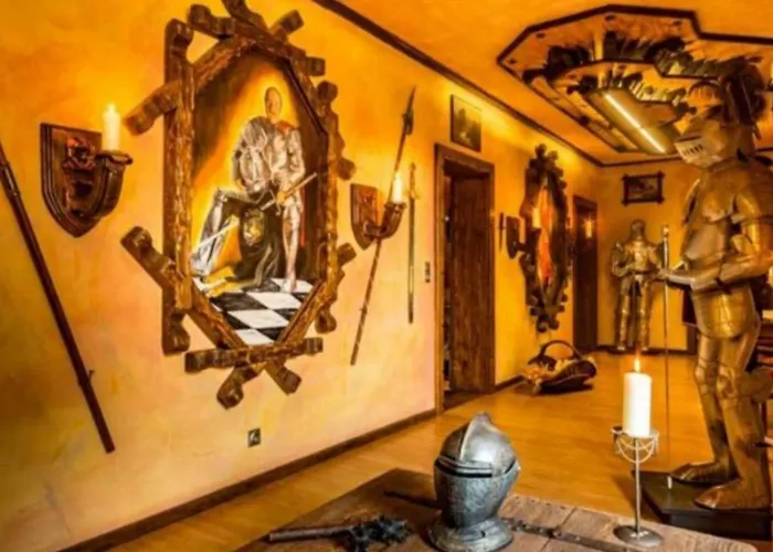 Neu! Ritterherberge Zum Falken * Falkenhagen (Uckermark)