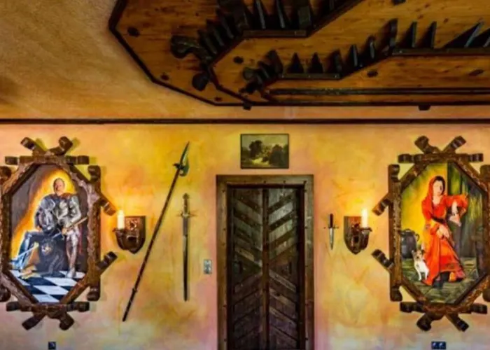 別荘 Neu! Ritterherberge Zum Falken